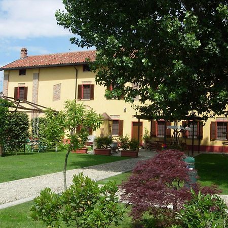 B&B Il Pioppo E La Fonte Castello d'Agogna エクステリア 写真