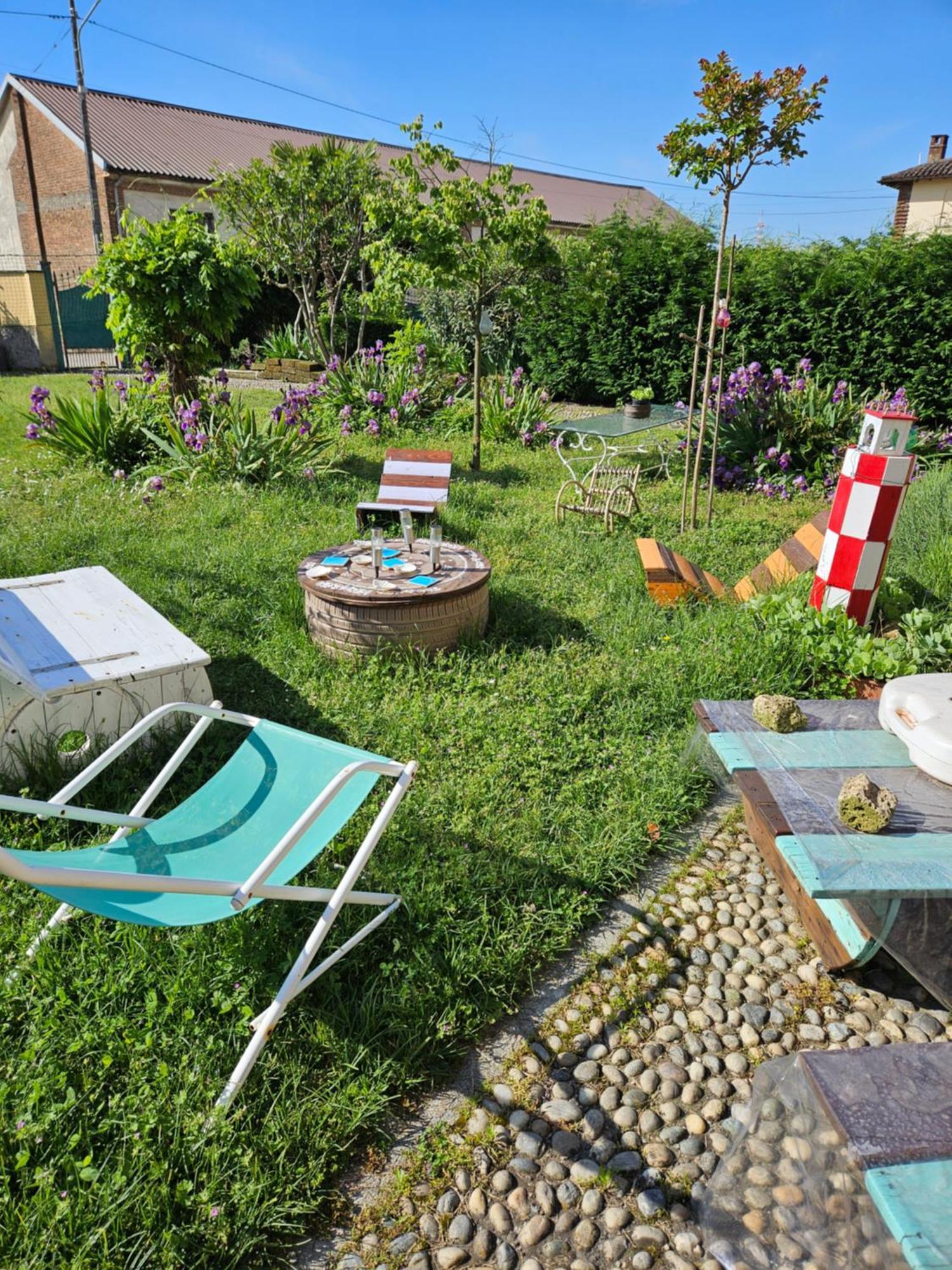 B&B Il Pioppo E La Fonte Castello d'Agogna エクステリア 写真