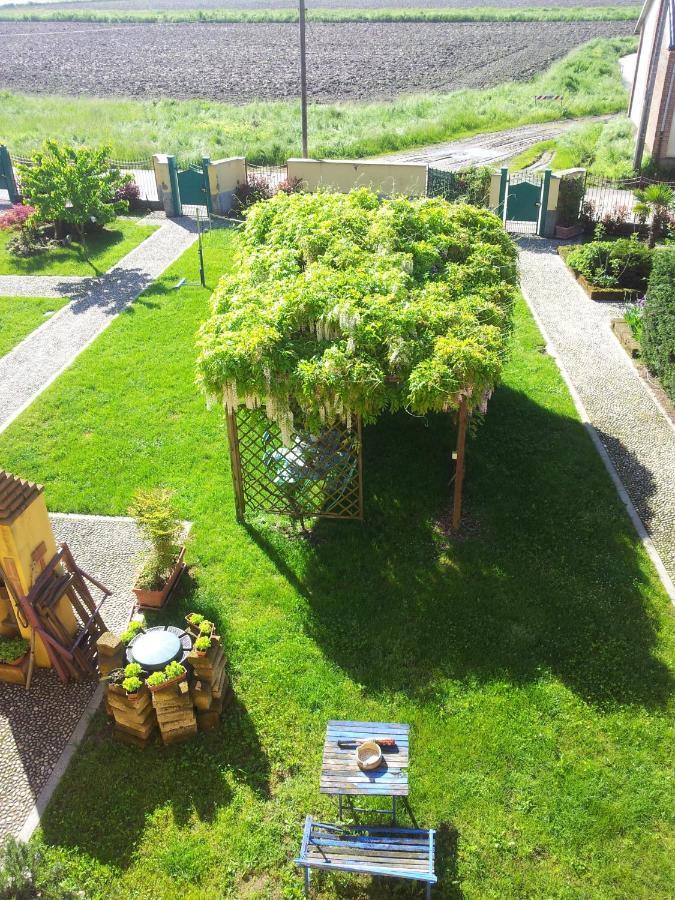 B&B Il Pioppo E La Fonte Castello d'Agogna エクステリア 写真